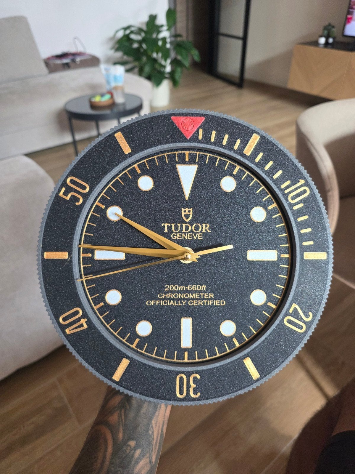 Horloge Style Tudor, Antiquités & Art, Envoi