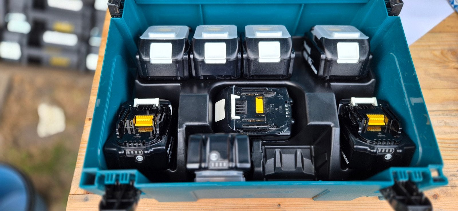 8x Originele Makita 18V 5.0Ah Accu's (NIEUW) + Mbox Koffer, Ophalen of Verzenden, Nieuw