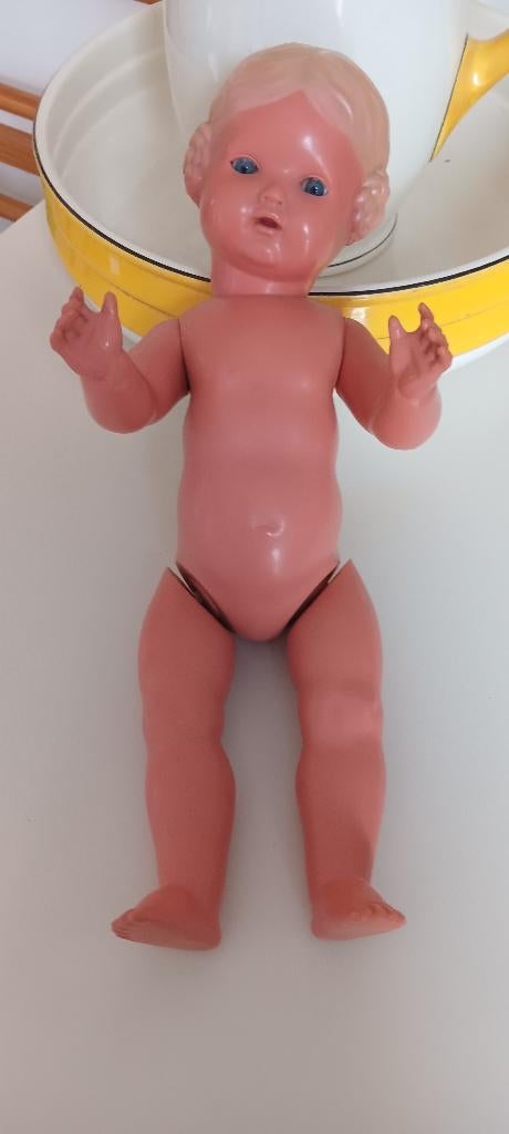 Poupée ancienne (1940), Enlèvement, Utilisé, Poupée