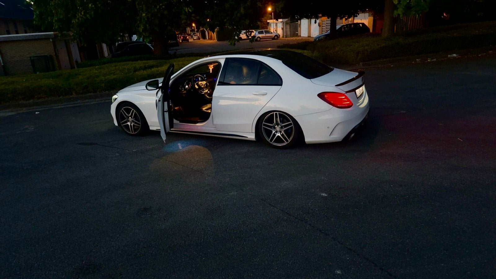 Mercedes c300 hybride, Offres d'emploi