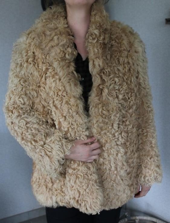 Manteau vintage en fourrure d'agneau mongol de 1970, Enlèvement, Taille 42/44 (L)