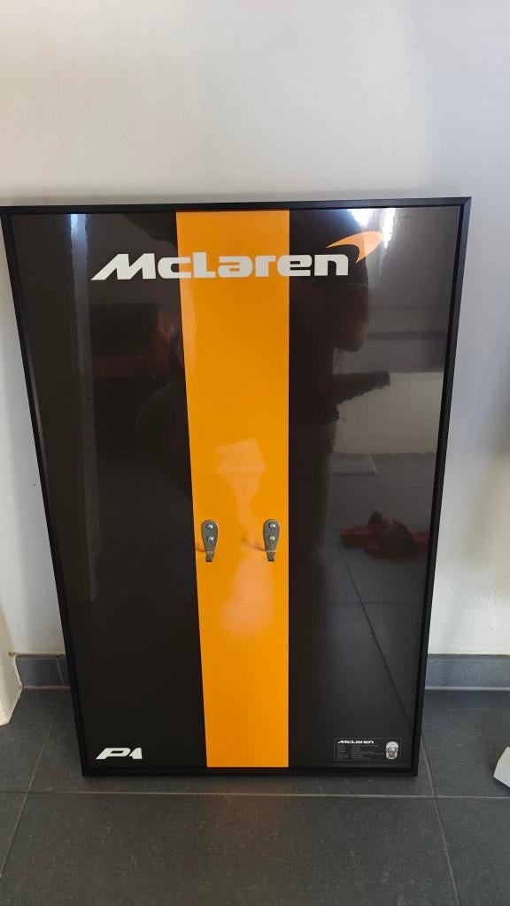 Mark's Magic Wanddisplay LEGO Technic McLaren P1 (42172), Lego, Accessoire, Ophalen of Verzenden, Zo goed als nieuw