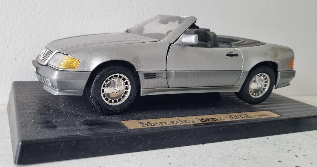 Mercedes R129 schaalmodel, Ophalen of Verzenden, Zo goed als nieuw, Auto