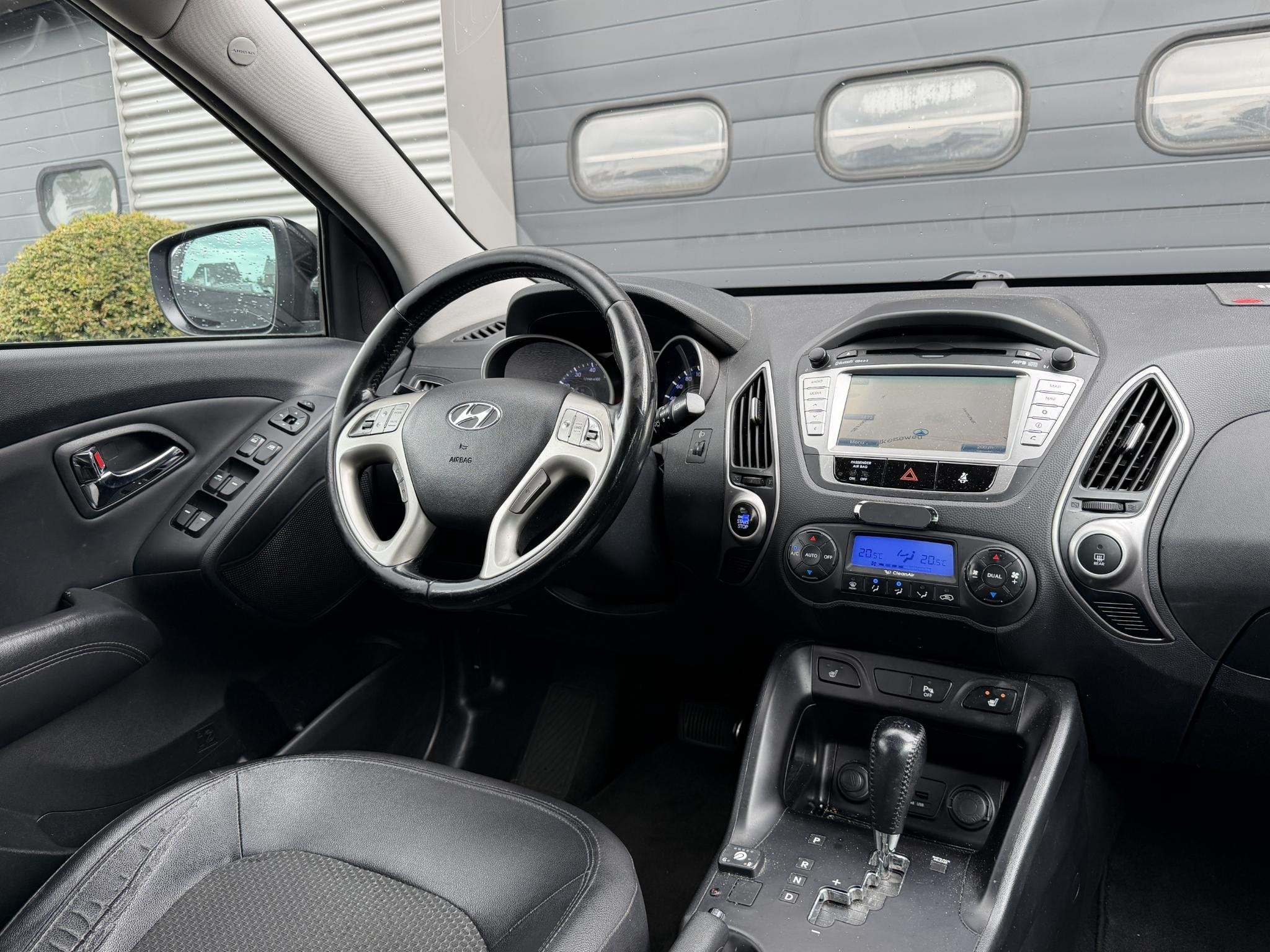Hyundai ix35 2.0i 4WD i-Catcher (automatique), Autos, Cuir, Euro 5, Entreprise, 5 places