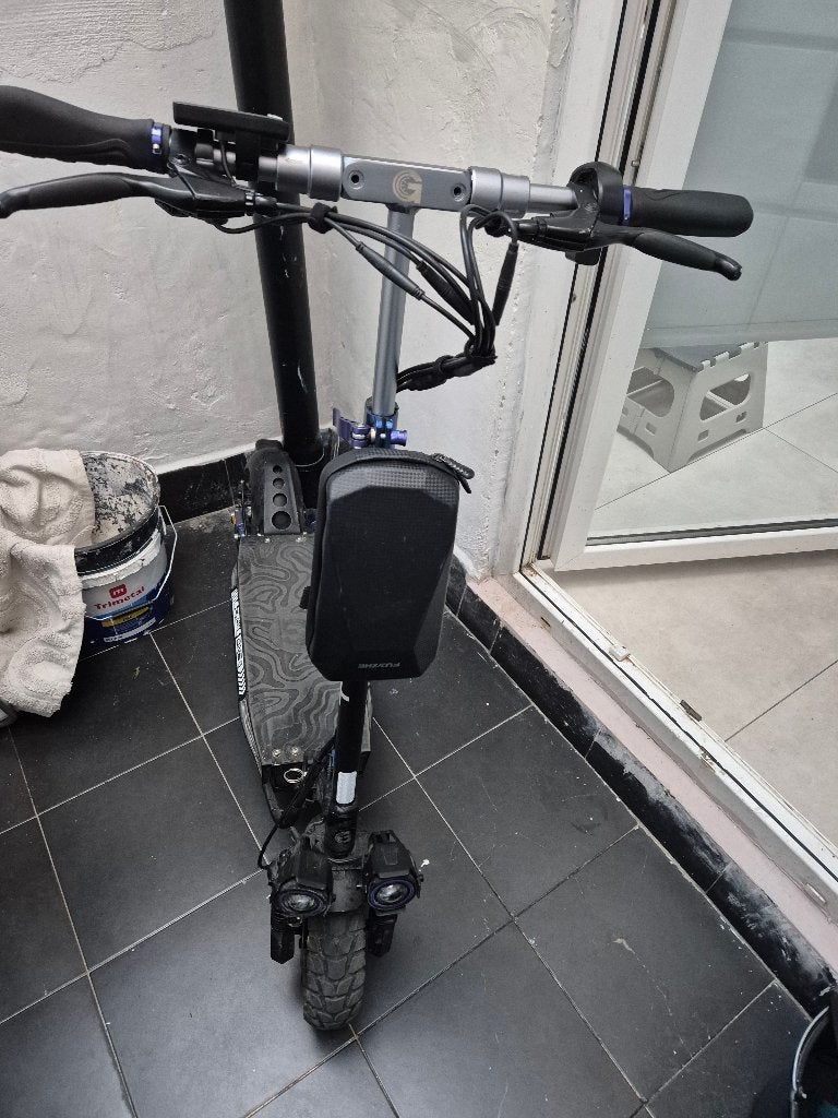 Trottinette, Vélos & Vélomoteurs, Enlèvement, Comme neuf