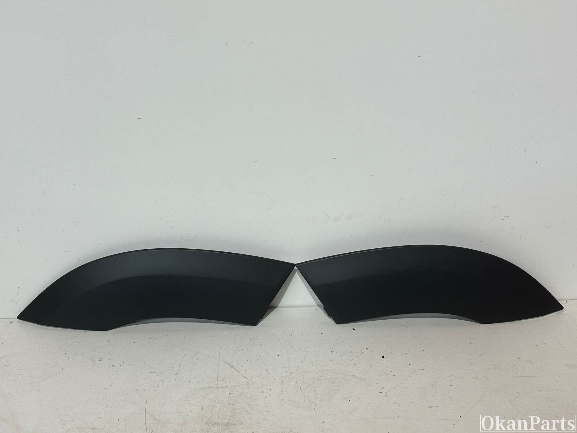 Land Rover Defender L663 Achterdeur sierlijst links rechts, Gebruikt, Achter, Land Rover