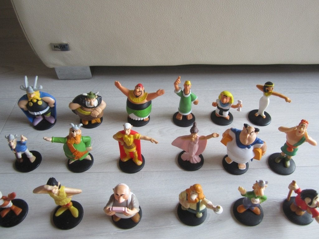 Astérix - Lot de 42 personnages différents, Enlèvement ou Envoi, Astérix et Obélix, Comme neuf, Statue ou Figurine