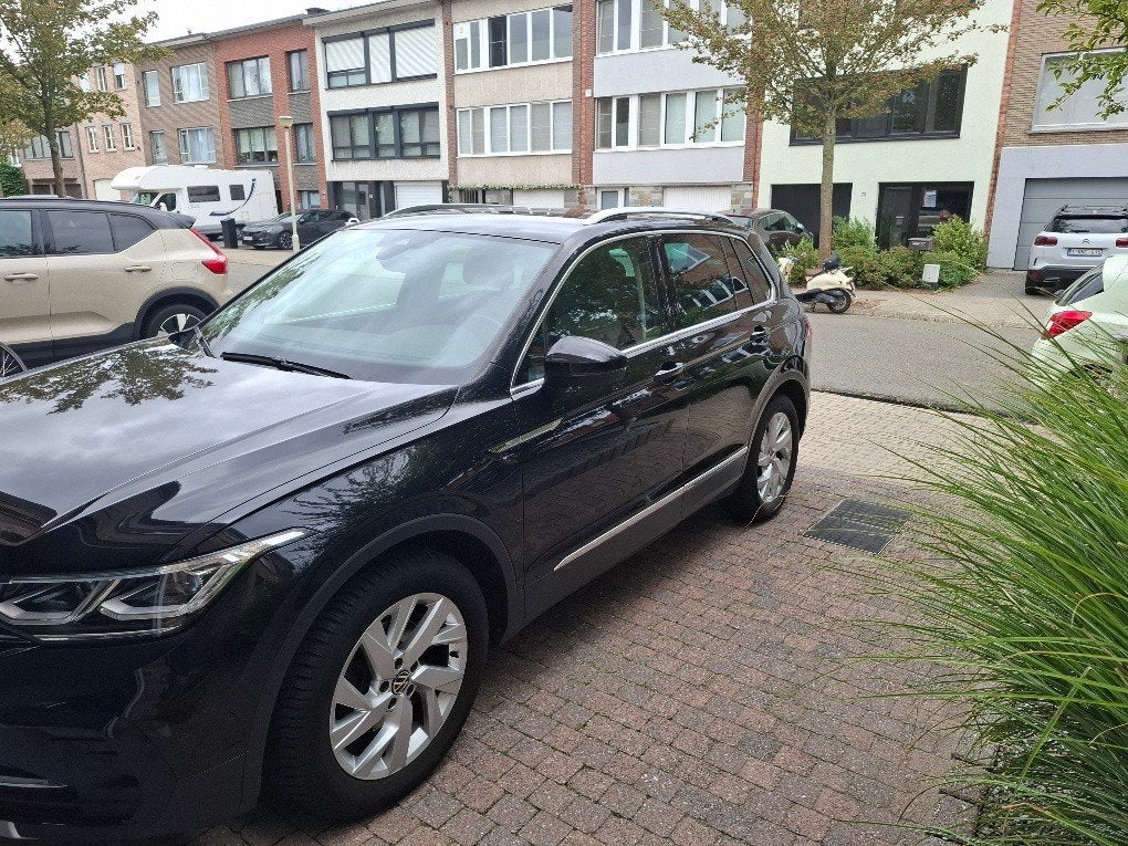 Volkswagen Tiguan 1.5 TSI Élégance OPF DSG, Autos, Achat, Carnet d'entretien, Alcantara, Noir