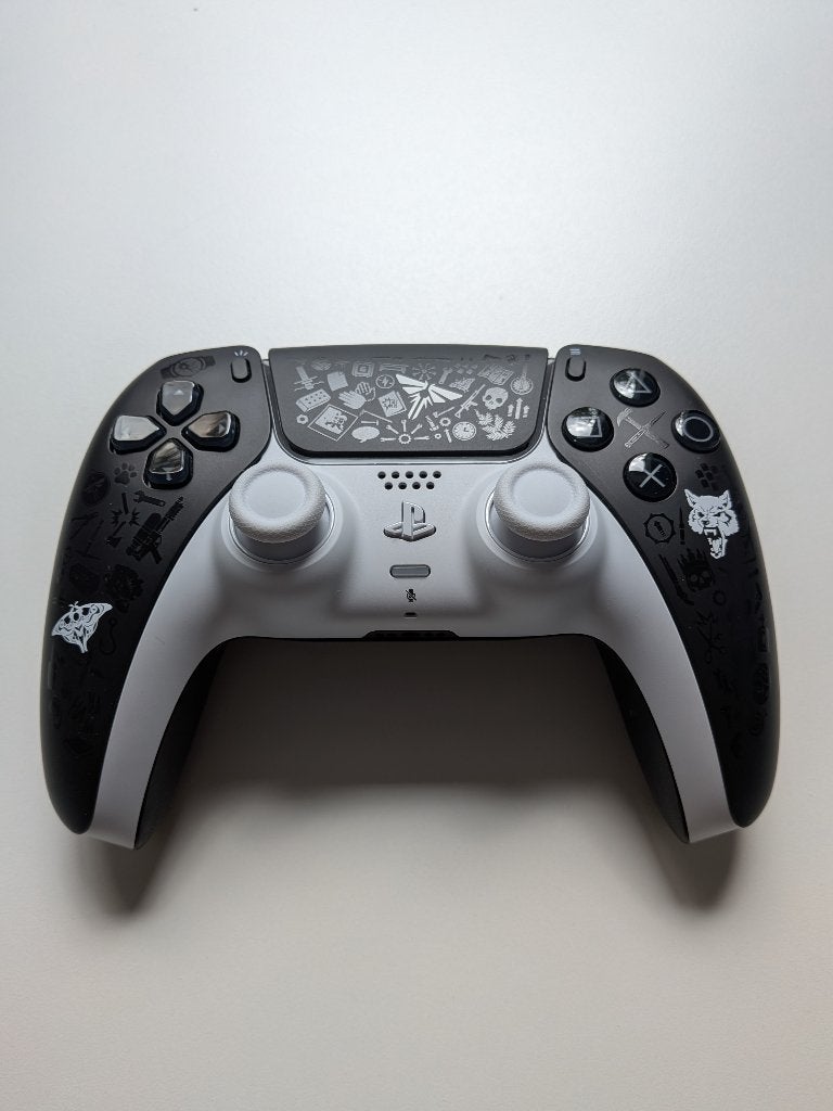 DualSense Controller Last of Us Limited Edition, Consoles de jeu & Jeux vidéo, Consoles de jeu | Sony Consoles | Accessoires, Sans fil