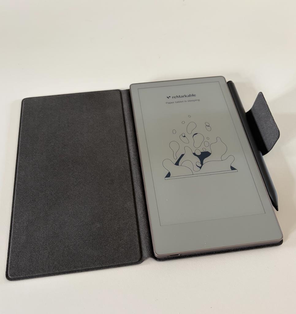 reMarkable Paper Pro Move met Book Case Leer Zwart, Enlèvement, Comme neuf