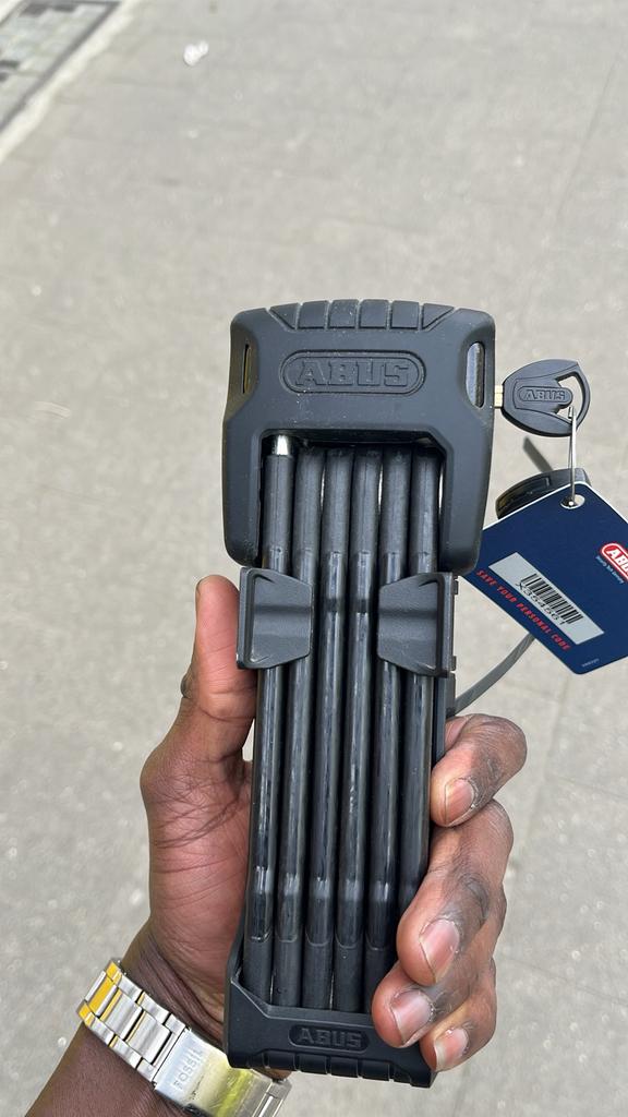 Cadenas velo abus , Axa etc, Enlèvement ou Envoi, Comme neuf