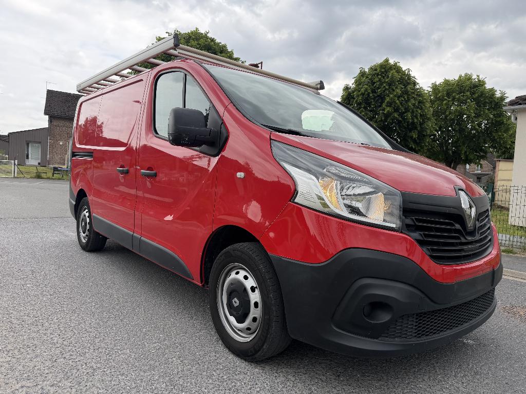 Renault Trafic 1.6 dCi 29 L2H1 Confort, Autos, Rouge, Euro 5, Achat, 170 g/km