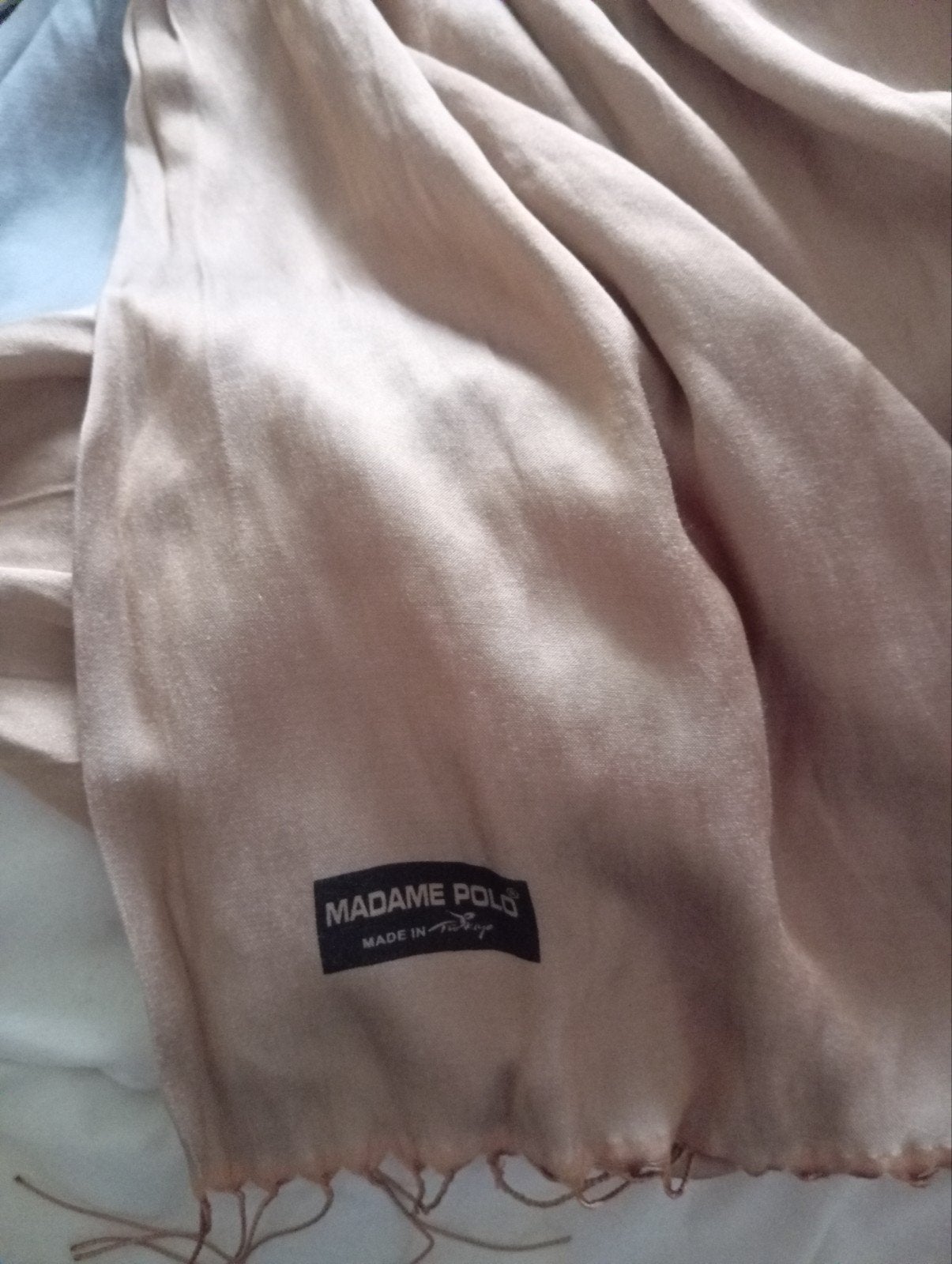 Madame Polo - lichte zomersjaal in beige en ijsblauw, Kleding | Dames, Ophalen of Verzenden