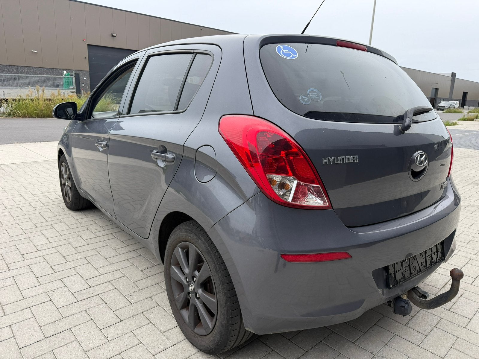 Hyundai i20   1.2 diesel van 2015,, Autos, Argent ou Gris, Euro 6, Entreprise, Boîte manuelle