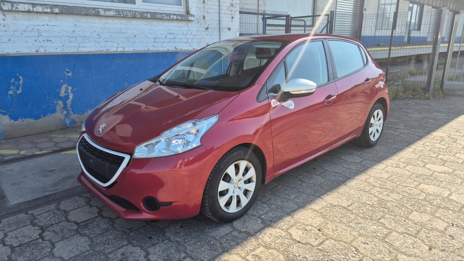 PEUGEOT 208 BERLINE 1.4L HDI ANNE 2015 SERIE LIKE, Autos, Peugeot, Rouge, Euro 5, Achat, Entreprise