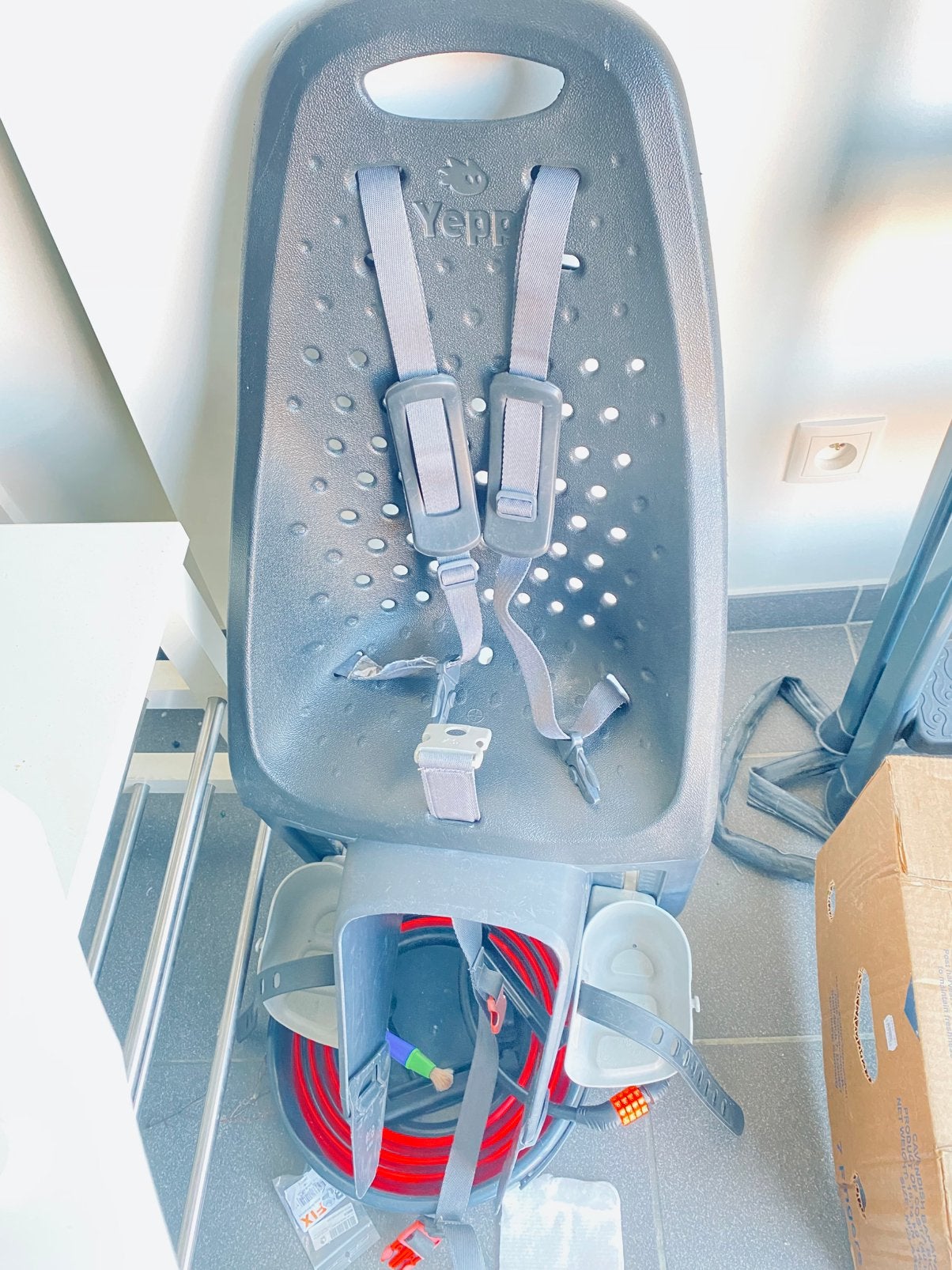 Fietsstoel voor achterip, Vélos & Vélomoteurs, Accessoires vélo | Sièges de vélo, Enlèvement ou Envoi, Comme neuf