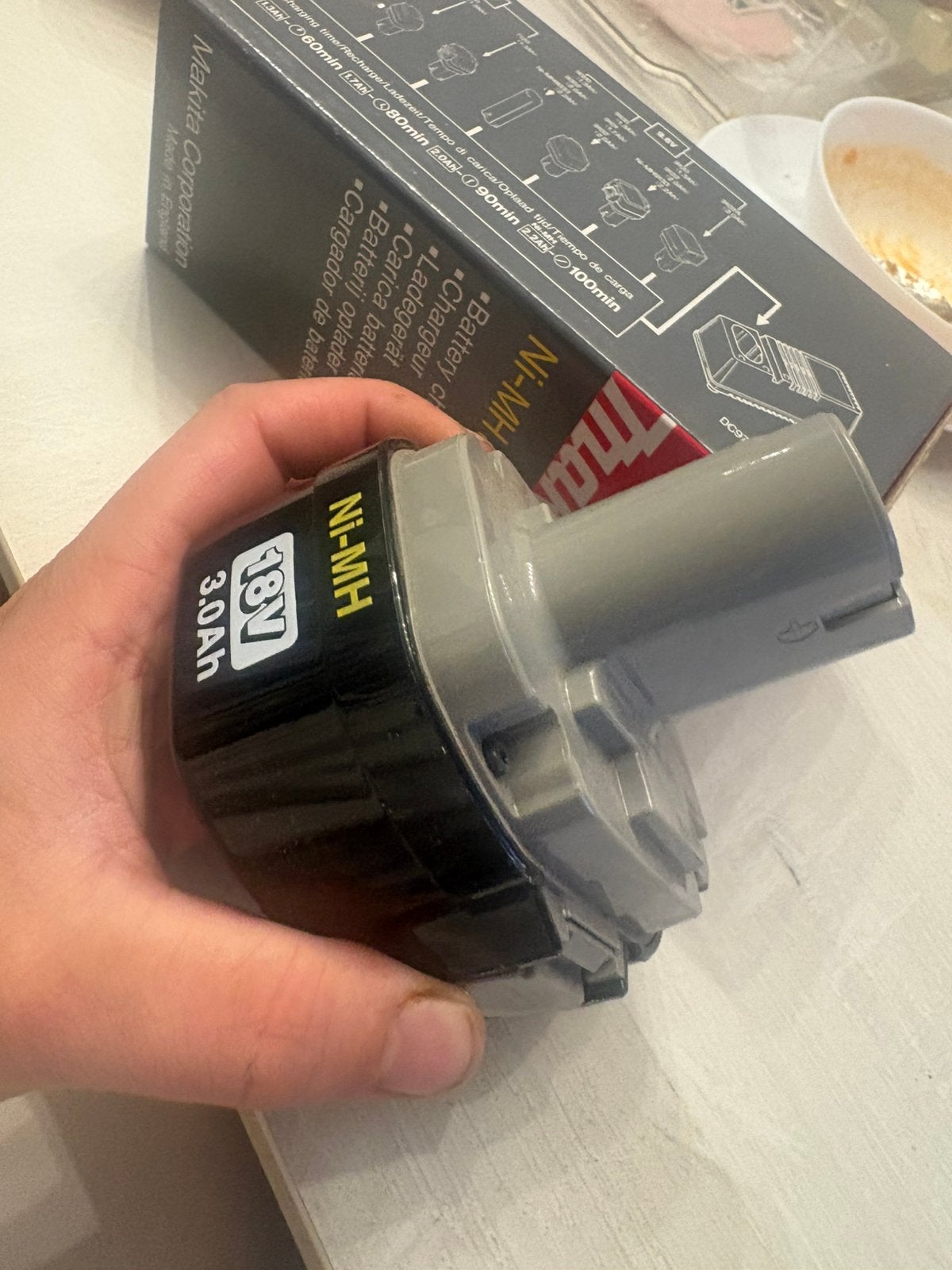 Oude makita baterij en 3 opladers n, Ophalen, Zo goed als nieuw