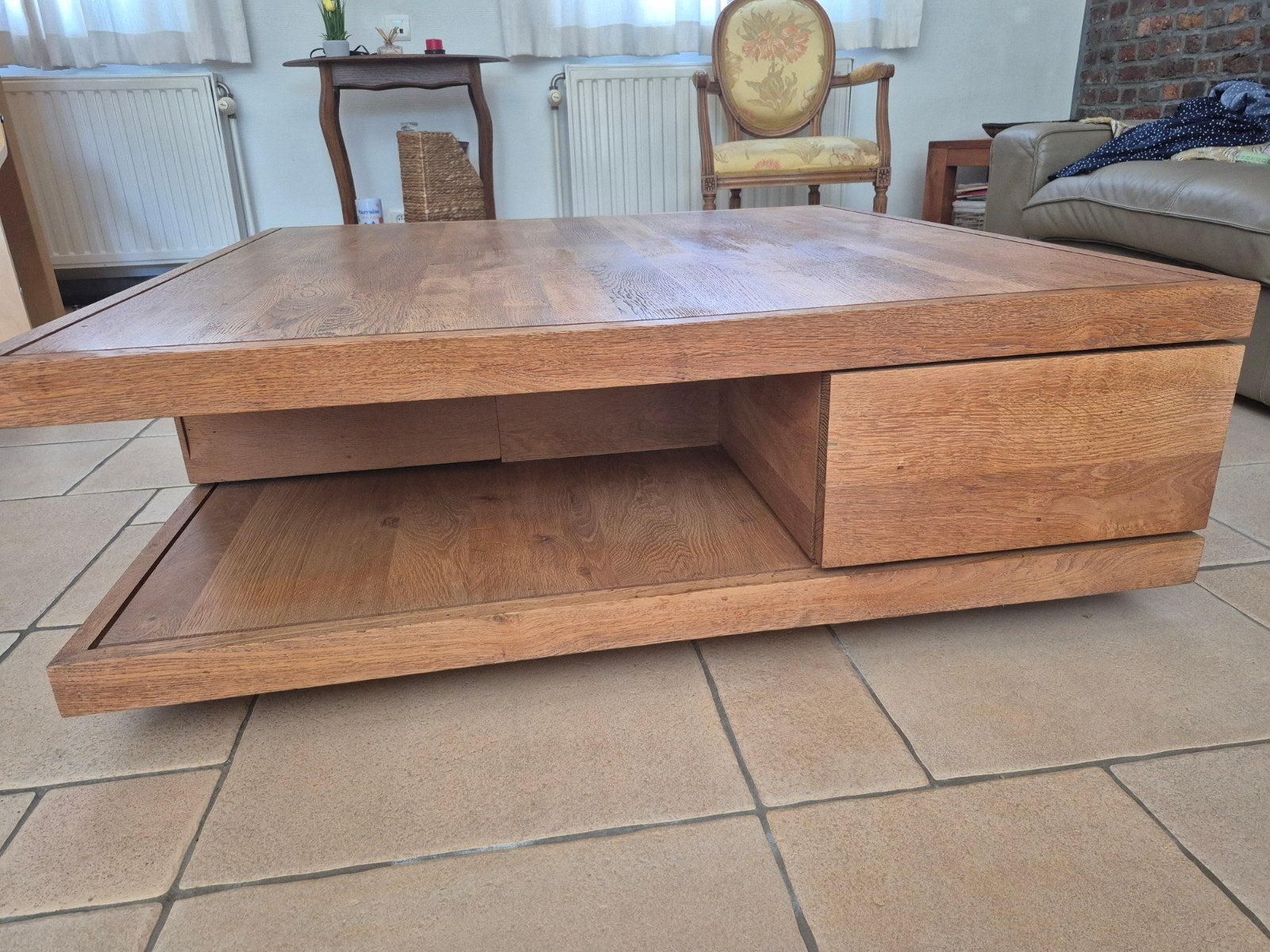 Table basse carrée élégante, en bois robuste., Teck, 100 à 150 cm, Contemporain-moderne, 100 à 150 cm