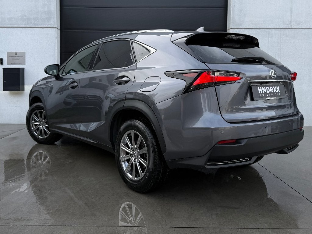 Lexus NX 300h Luxury Hybrid | Camera | Navi | Leder, Auto's, Automaat, Dealer onderhouden, 114 kW, Euro 6