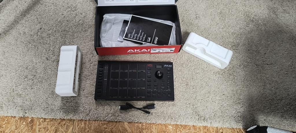 AKAI MPC Studio – bijna nieuw, amper gebruikt, Muziek en Instrumenten, Ophalen, Zo goed als nieuw