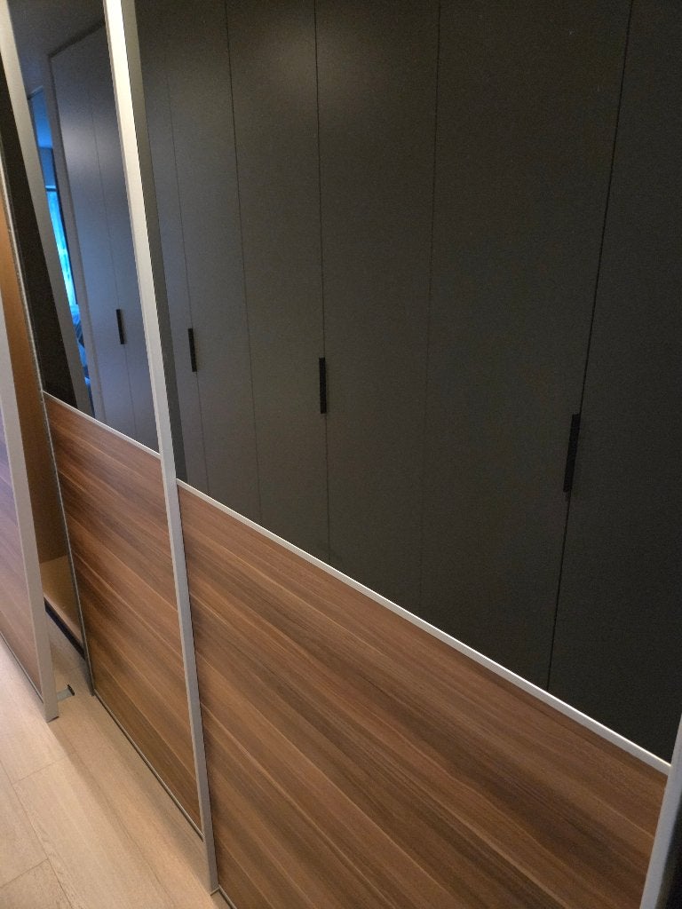 Kleerkast, Huis en Inrichting, Ophalen, Met deur(en), Gebruikt, 200 cm of meer