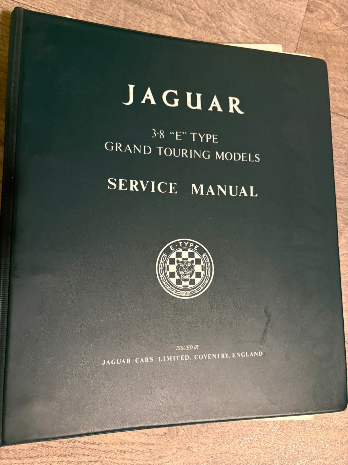 Jaguar e-type service manual., Autos : Divers, Enlèvement