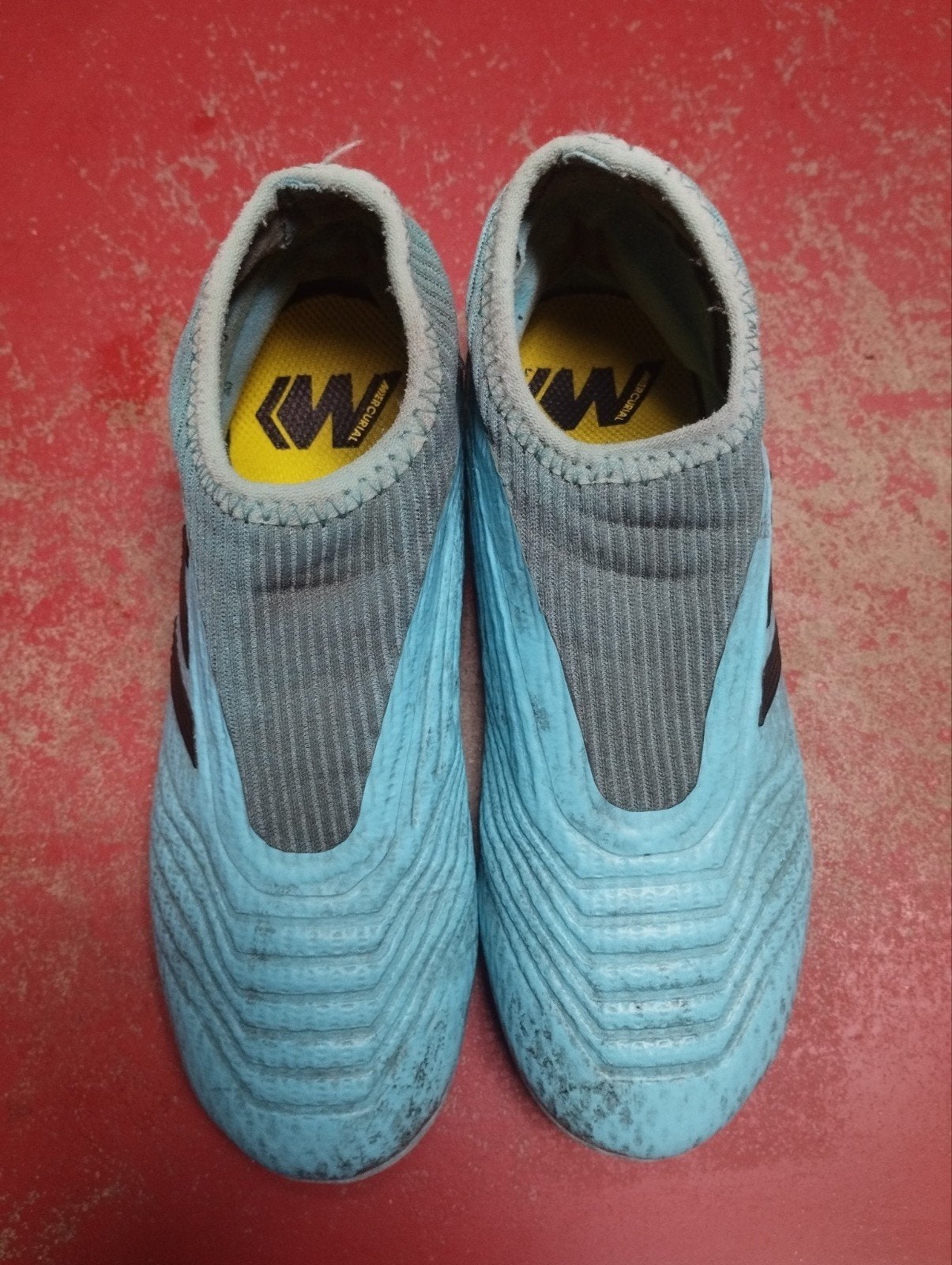 Voetbalschoenen Adidas maat 32, Kinderen en Baby's, Ophalen of Verzenden