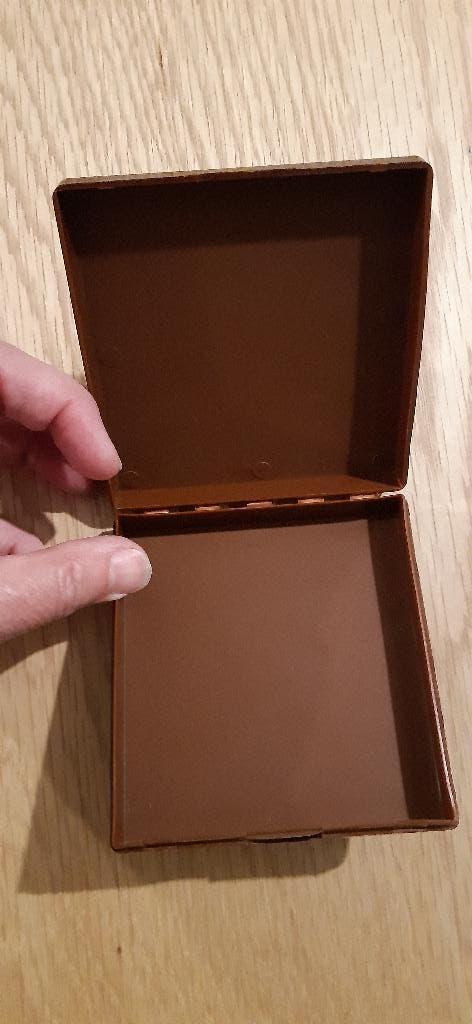 etui voor sigaretten , vierkant doosje in harde kunststof, Ophalen of Verzenden, Tabaksdoos of Verpakking