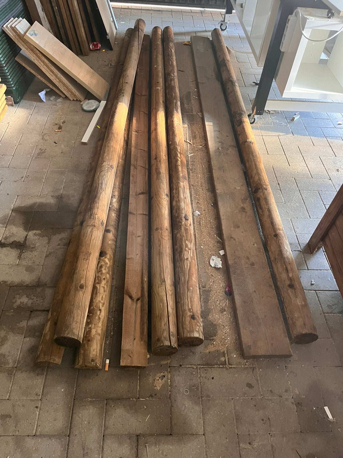 Houten palen, Ophalen, Zo goed als nieuw, Palen