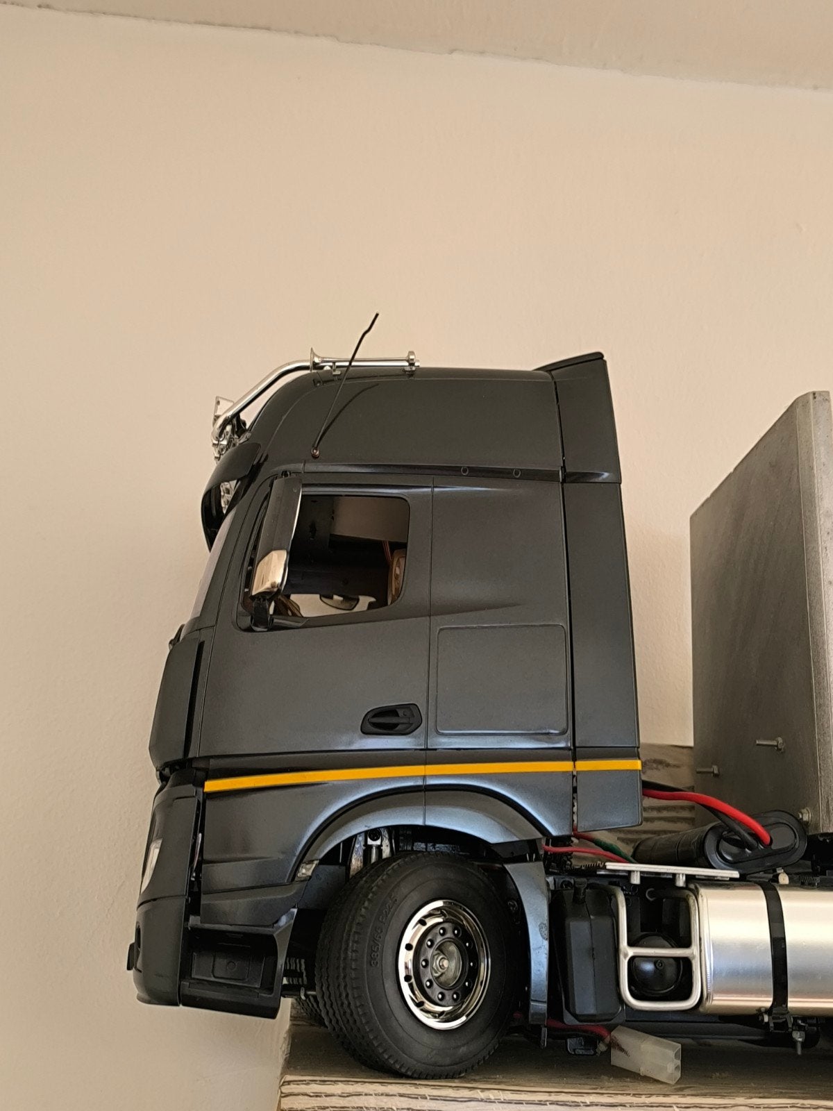 Tamiya actros 1/14, Ophalen