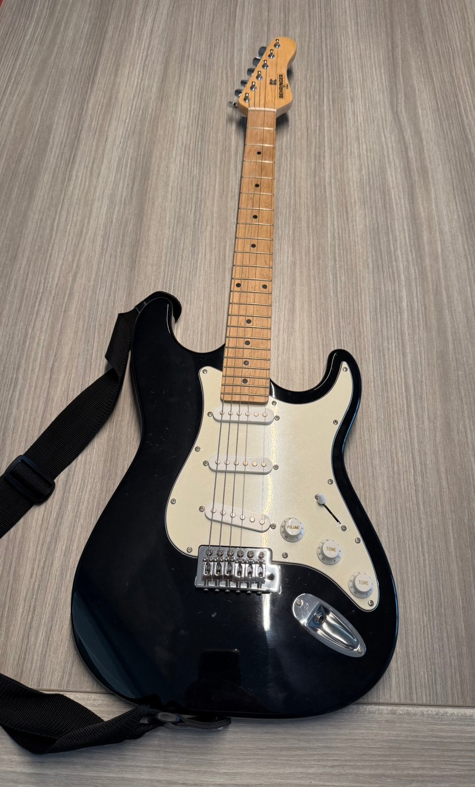 Gitaar+ versterker+gitaarzak, Muziek en Instrumenten, Ophalen, Zo goed als nieuw