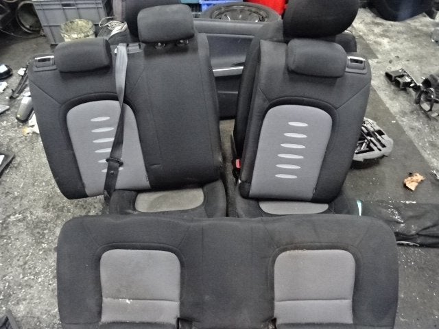 INTERIEUR COMPLET Kia Pro cee'd (JDB3) (01-2013/12-2018), Autos : Pièces & Accessoires, Kia, Info@kia.de, Utilisé, Theodor-Heuss-Allee 11
60486  Frankfurt am Main, DE