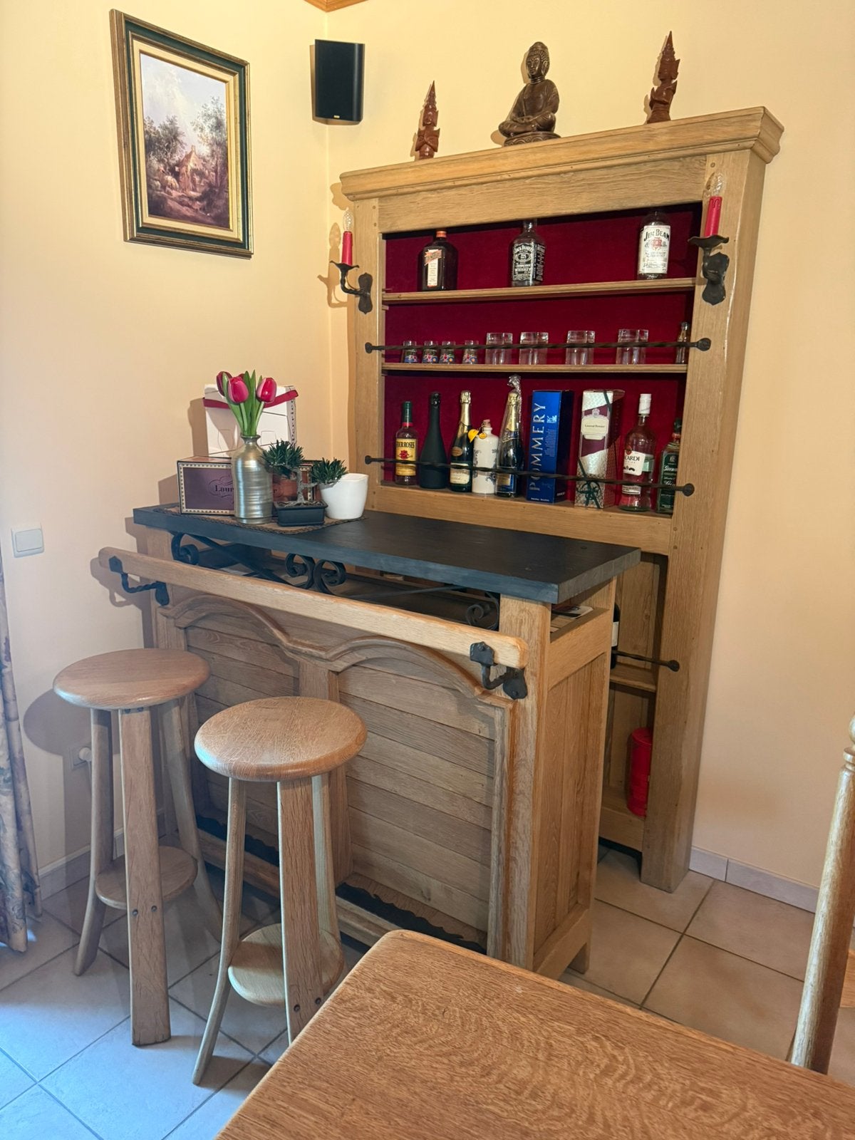 Ensemble de bar   (comptoir, tabourets, armoire murale) !, Enlèvement, Comme neuf, Y compris les chaises de bar