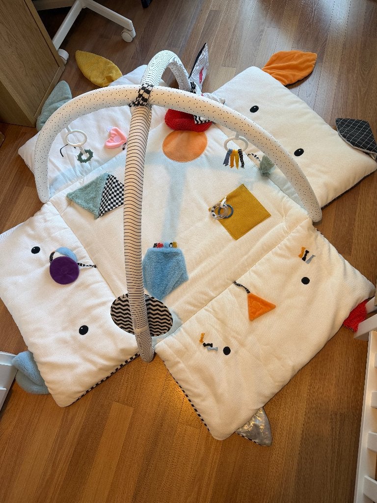 Tapis d'éveil moelleux et évolutif ÉVEIL & SENSORIEL, Enlèvement, Comme neuf