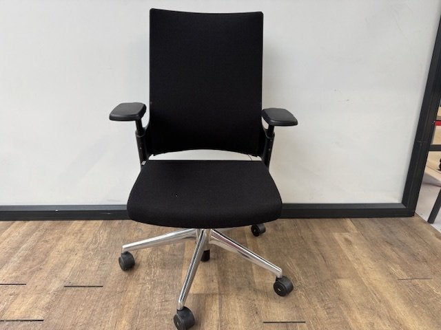Ahrend 2020 ergonomische bureaustoel, Huis en Inrichting, Zitzakken, Ophalen, Zwart