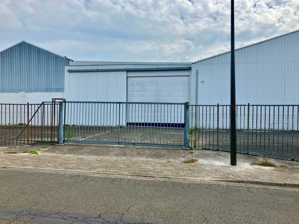 Loods / Opslagruimte Te huur in Mechelen-Noord, Huur
