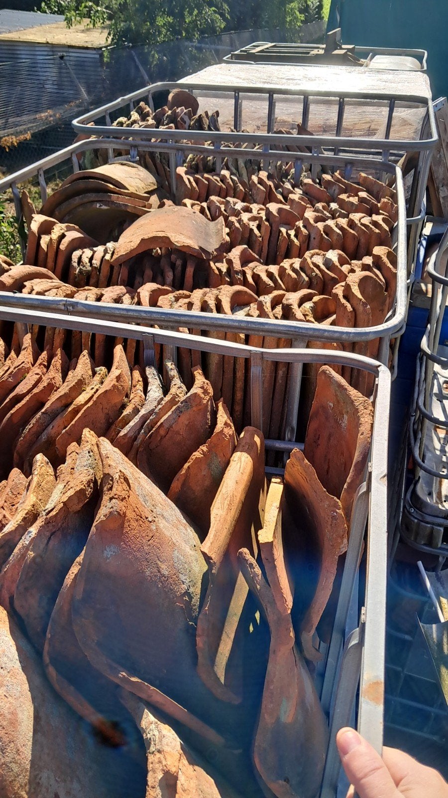 Boomse pannen, Ophalen