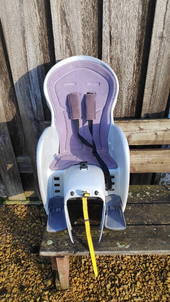 Siège de vélo, Vélos & Vélomoteurs, Enlèvement, Utilisé, 15 à 25 kg, Siège arrière