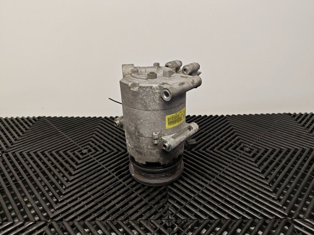 AIRCO POMP Ford Focus 3 (01-2010/01-2020) (|VR6G9HEC|), Gebruikt, Henry-Ford-Straße  1
50735  Köln, DE, Ford-Werke GmbH, Kunden@ford.com