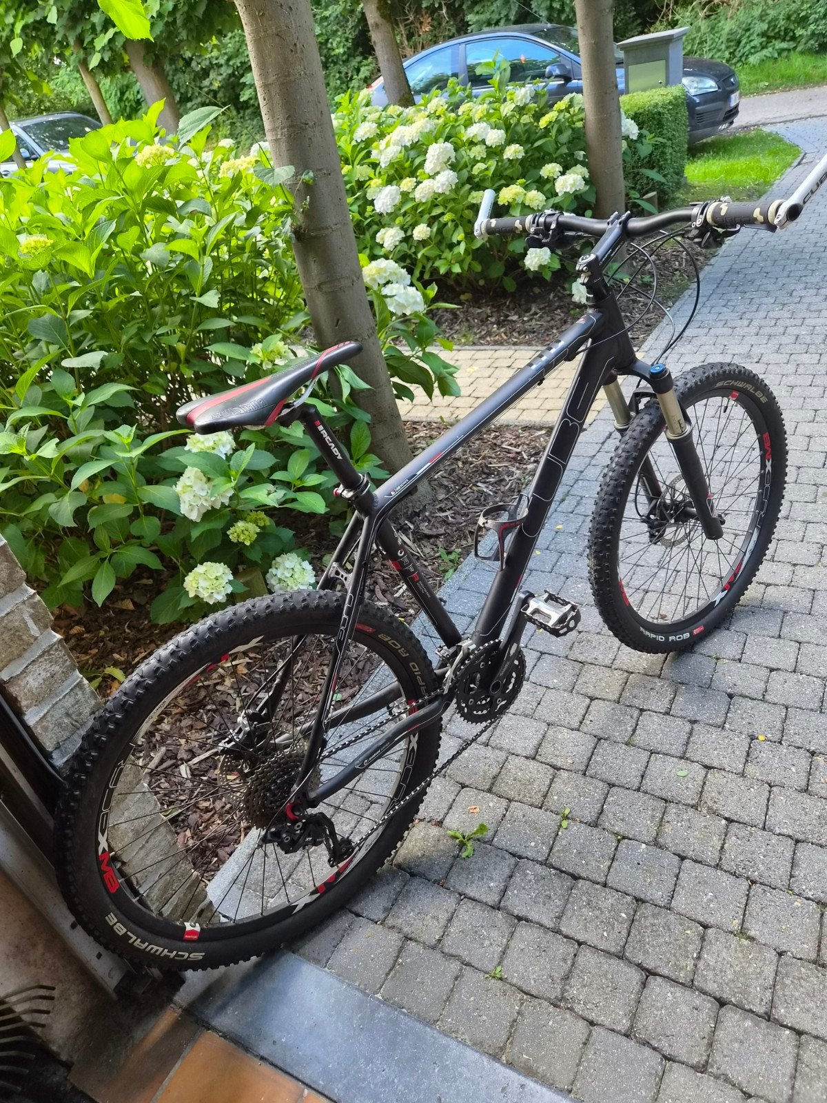 Vtt CUBE Taille M, Enlèvement, Comme neuf