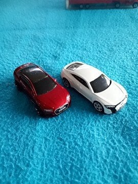 2 x Audi, Enlèvement ou Envoi