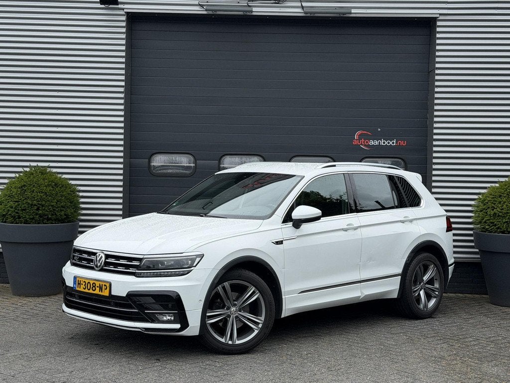 Volkswagen Tiguan 1.5 TSI DSG R-Line (automatique), Entreprise, Noir, 5 portes, 5 places