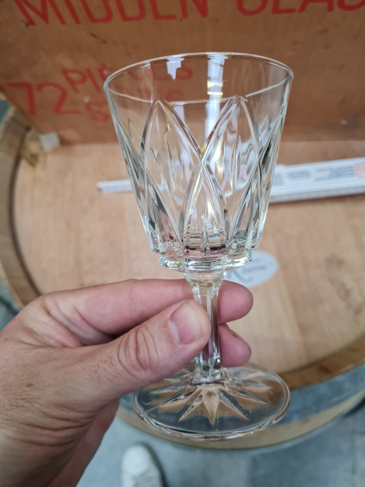porto of wijnglazen nieuw van jaren 70-80 shell, Collections, Verres & Petits Verres, Enlèvement