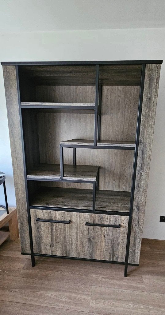 Vitrinekast, Ophalen, 200 cm of meer, Zo goed als nieuw, 25 tot 50 cm