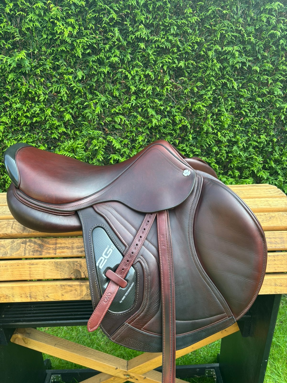 CWD 2gs springzadel incl beugelriemen,zadelcover en poetstas, Ophalen, L (17.5 inch), Inclusief zadelhoes, CWD