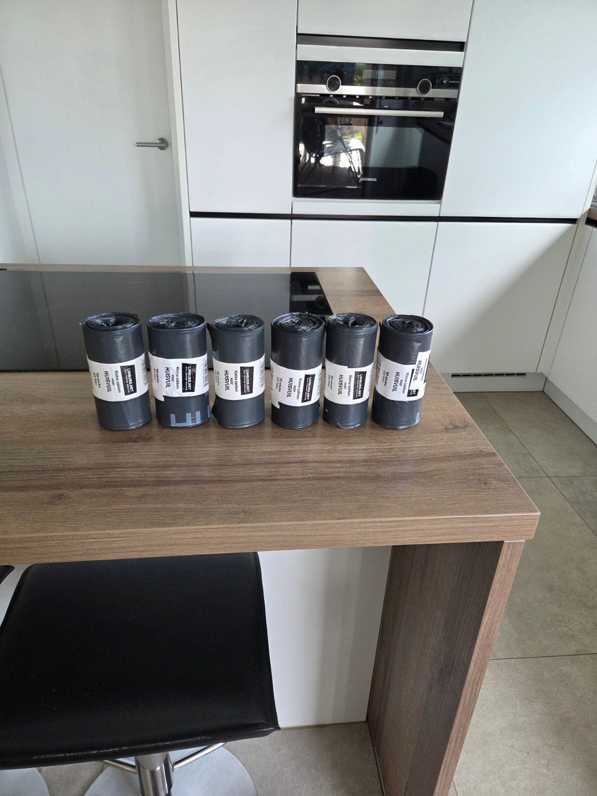 huisvuilzakken klein Limburg net, Ophalen