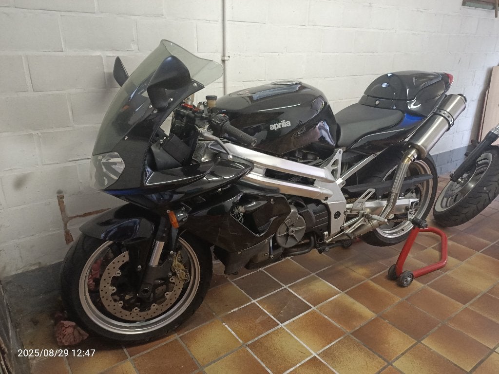 Aprilia SL 1000 Falco. In prachtstaat !!, 2 cilinders, Occasion, Motorrijbewijs A, Handgeschakeld