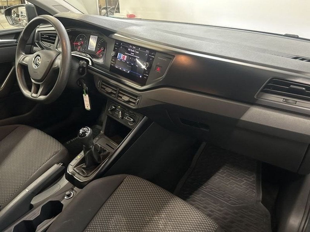 Volkswagen Polo Trendline, Euro 6, 107 g/km, Bedrijf, Grijs