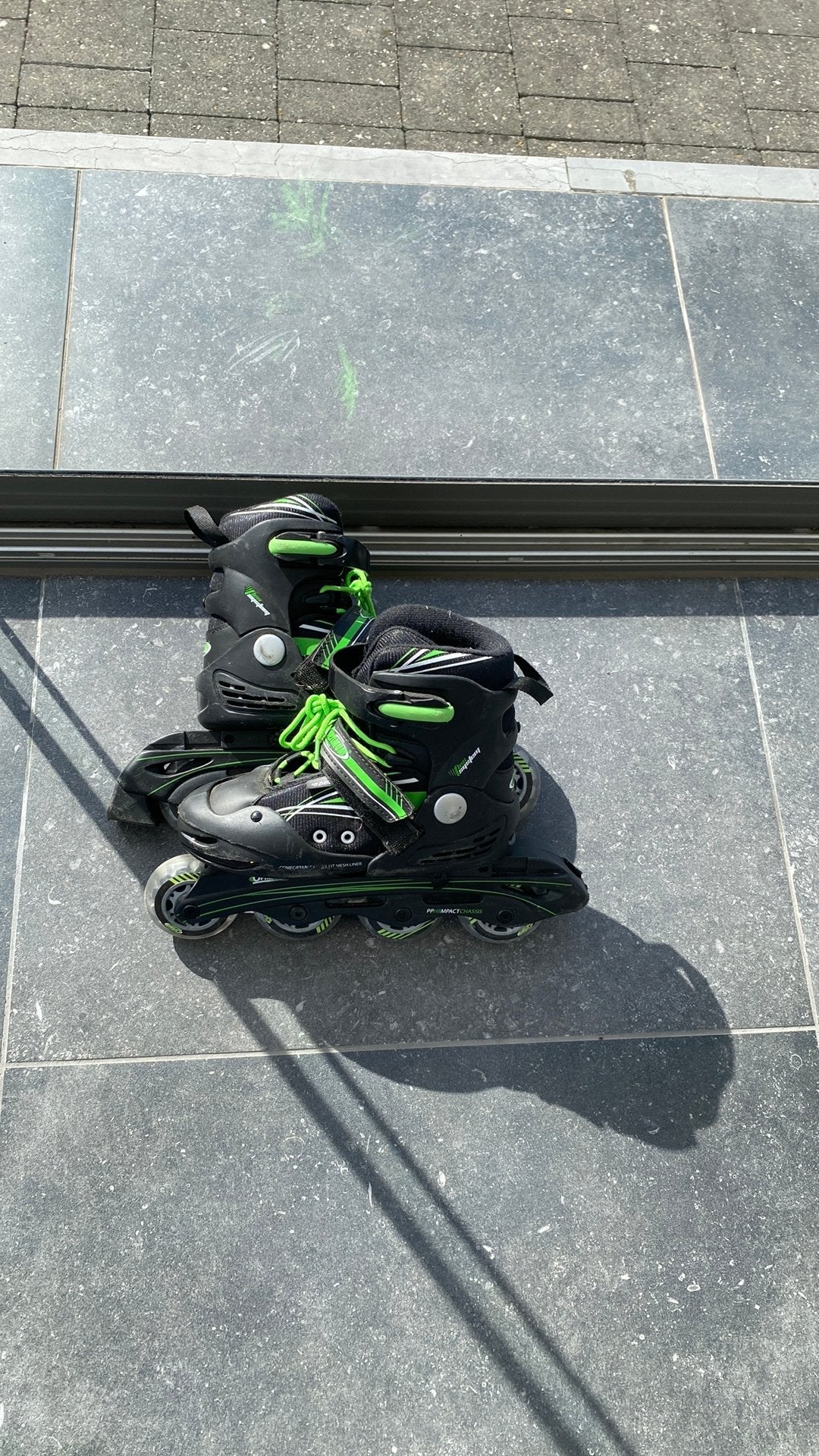 Inline skates, Enfants & Bébés, Enlèvement, Comme neuf