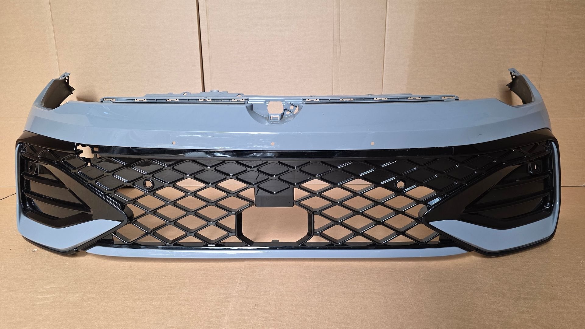 Voorbumper Volkswagen Golf 8 VIII 8.5 FACELIFT R-LINE 4xPDC, Autos : Pièces & Accessoires, -, Origine de la pièce connue, Utilisé